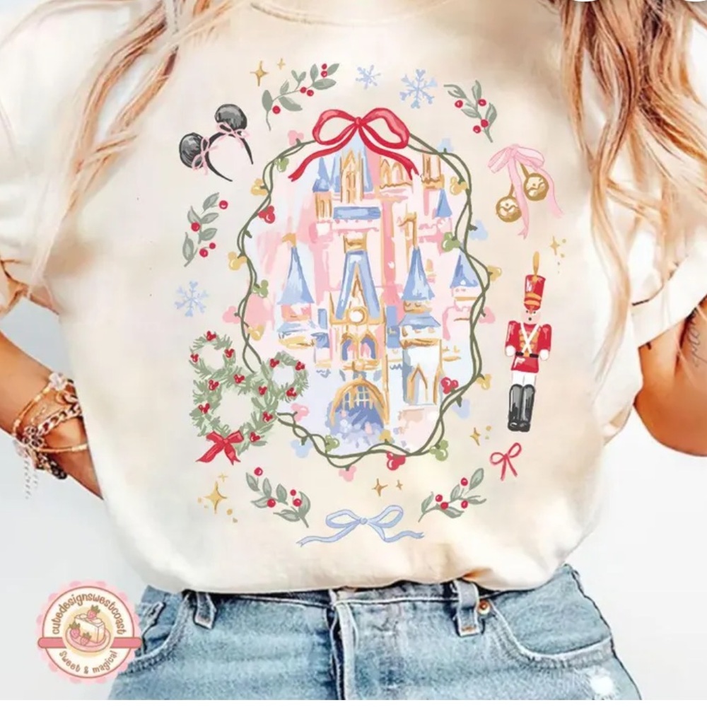 NEW Disney Women’s Retro Coquette Bow Castle Christmas Shirt M Mickey Very Merry